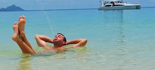 Choose from sailing yachts, sailing catamarans or power catamarans, ranging in size from 32 to 47 feet and sleeping up … Go Bareboating In The Whitsundays The Heart Of Sailing In Queensland