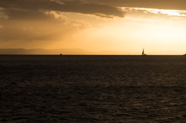 Wed, 27 aug 2014 11:07:12 +0000; Postcard From The Whitsunday Adventurer Visual Love Letters