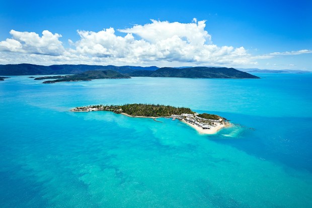 Photo Best whitsunday resort for a relaxing holiday: Gobareboating To A Whitsunday Island Resort