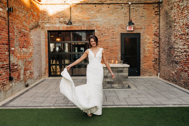 Watersedge is columbus, ohio's only all inclusive indoor and outdoor wedding venue. The Brickyard