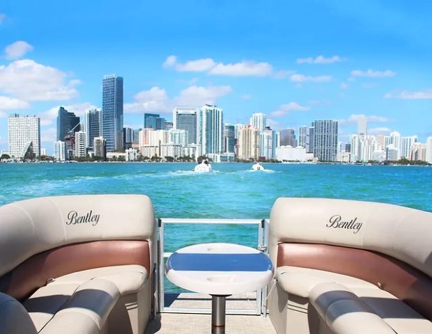 Each neighborhood in miami has its own distinct feel; Rent A Boat Services In Miami Beach Boat For Rent Services In Miami Beach